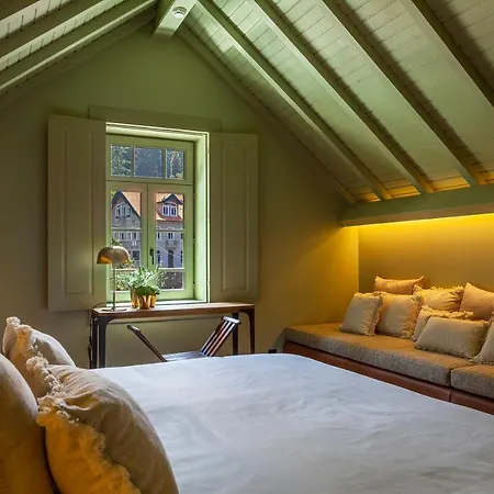 The Grove * Guimarães