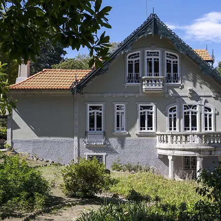 The Grove Country house