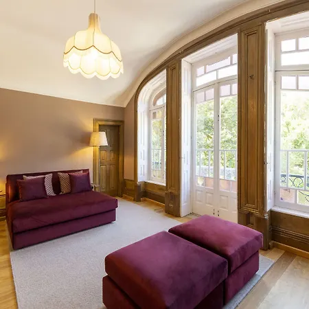 Country house The Grove Guimaraes