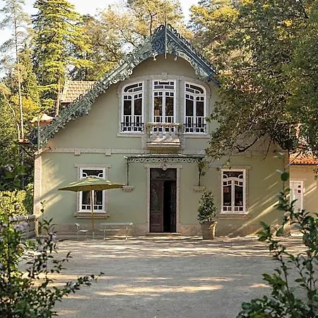 The Grove Country house